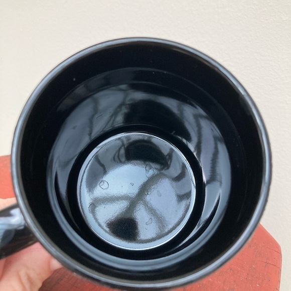 Two Retro Elvis Mugs - Picture 6 of 11